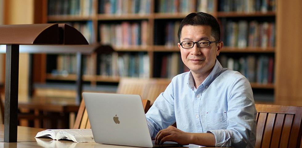 Institute member, Professor Xiaoming Zhou interviewed by Nature