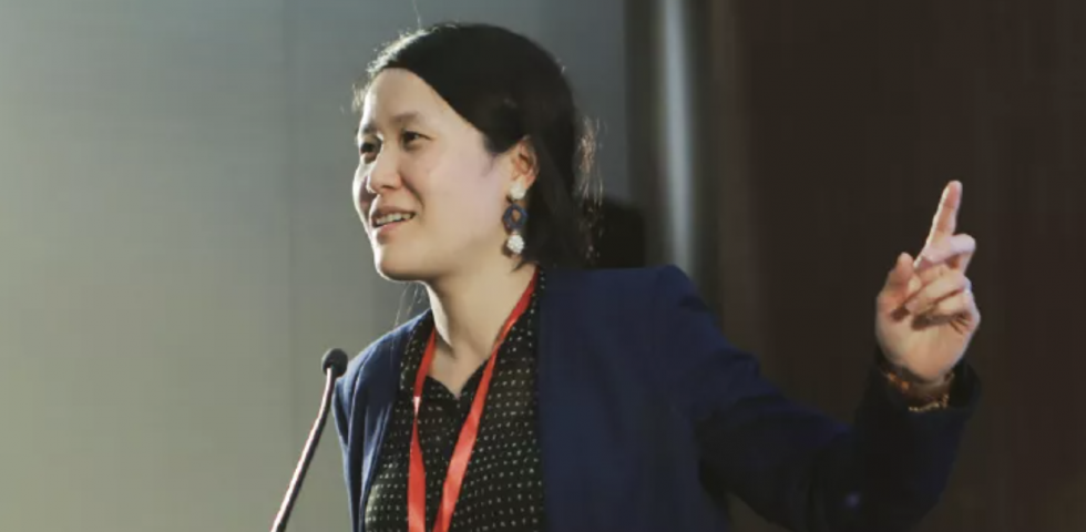 What factors influence language learning in early infanthood? Professor Qing Cai focuses on frontier research in brain science and education